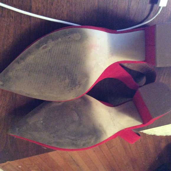 Steve Madden Dove Red Sling-back Pointed Toe Pumps - Picture 3 of 5